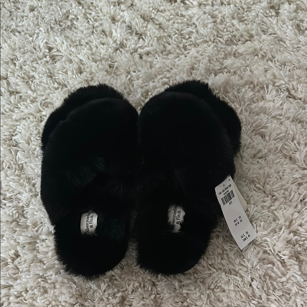Abercrombie Slippers